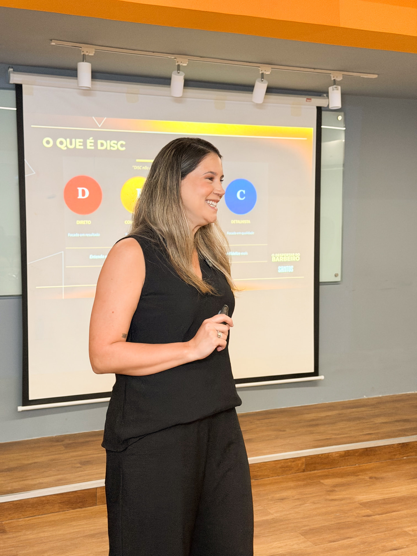 Amanda Uchôa, especialista em perfis comportamentais DISC.